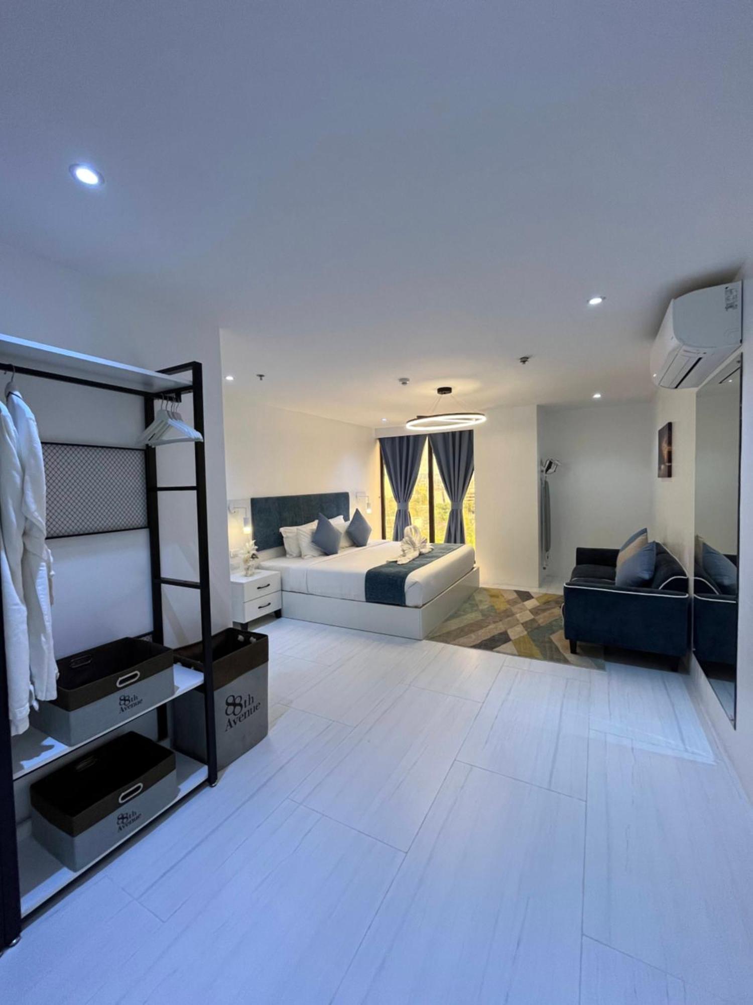 Aparthotel 88Th Avenue Cebu Stadt Zimmer foto